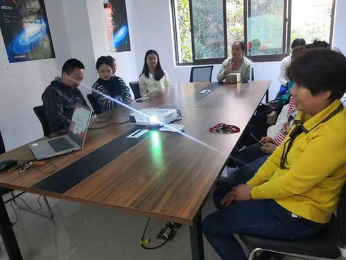 相逢同學(xué)習(xí)，合作共成長(zhǎng)——南昌市家庭教育服務(wù)項(xiàng)目十月持續(xù)深化進(jìn)行